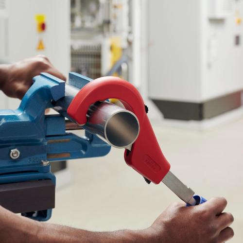 Knipex TubiX XL Pipe Cutter (Ã˜ 6 - 76mm) 90 31 03 BK